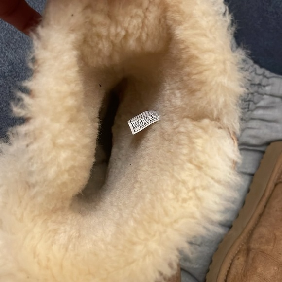 UGG Bailey Button Triplet women's boots ColorChestnut - Picture 7 of 9